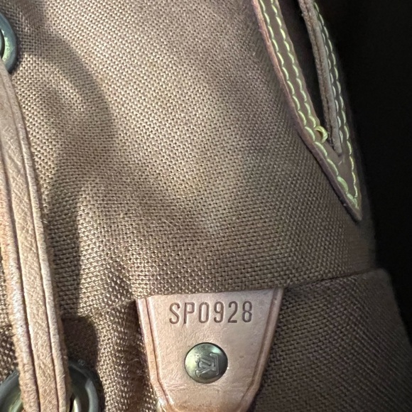 LV Montsouris Backpack MM - Picture 16 of 16